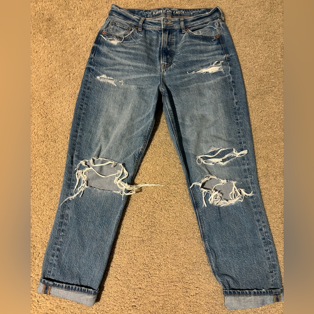 American Eagle Mom Jeans